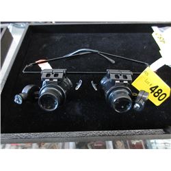 New illuminated jeweler's glasses