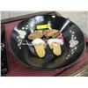 Image 1 : Hand painted gold pan & leather souvenirs
