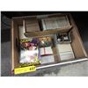Image 1 : 2000 Assorted trading cards