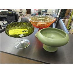 3 Vintage pedestal bowls