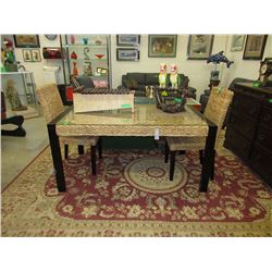 New - Brugg dining table with 2 chairs