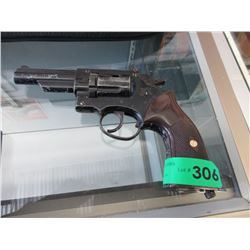 Crosman 680 revolver BB gun