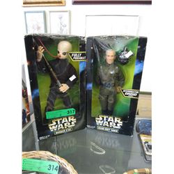 2 Star Wars figurines