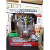 Image 1 : New "Robots in Disguise" figurine