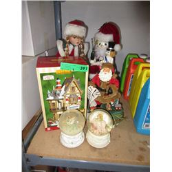 6 Christmas decorations - used