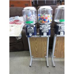 Beaver "Two Head" vending machine - coin operated