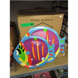 4 Cases of new plastic fish plates
