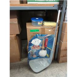 2 Cases of block sponges & a novelty golf club