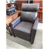 Image 1 : Bonded leather arm chair