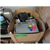 Image 1 : Vintage assorted cameras and accessories