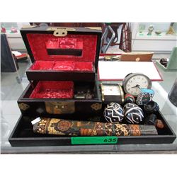 Decorative objects - some vintage