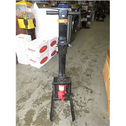 Hydraulic log splitter - used