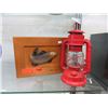 Image 1 : Wood keepsake box & vintage oil lamp
