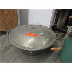 Vintage Bread-Pan with Lid