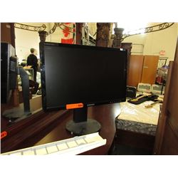 Samsung 24" monitor - used
