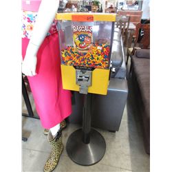 Coin Operated Vending Machine - used - With Key
