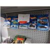 Image 1 : 20 New Hot Wheels