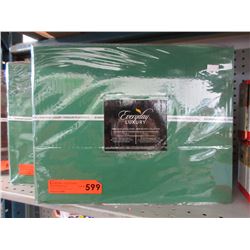 New - Full size Microfiber sheet set - Green