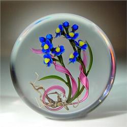 Chris Buzzini 1997 Ribbon Bouquet paperweight