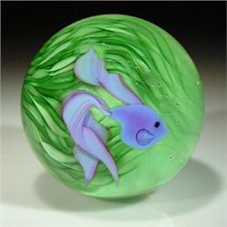 Lundberg Studios 2000 beta fish paperweight