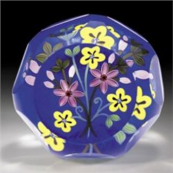 Perthshire 1999 bouquet paperweight 