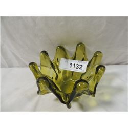 VIKING OR MURANO STYLE BLOWN ART GLASS GREEN FLUTE