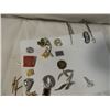 Image 2 : BOX LOT VINTAGE LAPEL PINS COLLAR TIE MORE