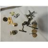 Image 3 : BOX LOT VINTAGE LAPEL PINS COLLAR TIE MORE