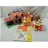 Image 1 : FISHER PRICE JACKPOT BOX VINTAGE TOYS PULL MORE!!