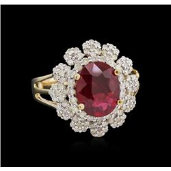 3.02ct Ruby and Diamond Ring - 14KT Yellow Gold