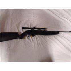 Crosman 760 Pumpmaster Rifle w Scope