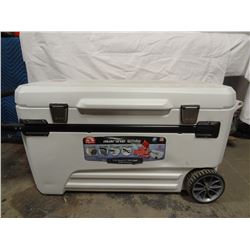 Igloo Marine Wheeled Cooler 104L