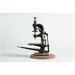 SALESMAN SAMPLE/MINIATURE DRILL PRESS