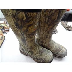 Red Head 800gr Thinsulate Boot, Size 10