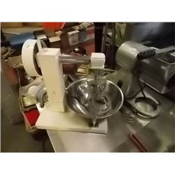 COUNTER TOP SELF STANDING MIXER