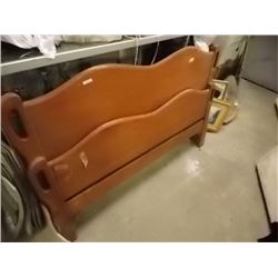 MAPLE DOUBLE HEAD BOARD AND FOOT BOARD - NO RAILS - USE ROLLER FRAME INSTEAD