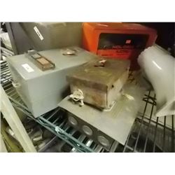 BREAKER BOXES - 3 TTL