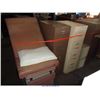 Image 5 : OFFICE FURNITURE