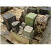 Image 8 : Large Lot of Misc Automatic Lube Units