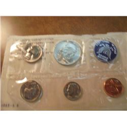 1965 US SPECIAL MINT SET WITH ENVELOPE 40% SILVER JOHN F. KENNEDY HALF DOLLAR