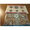 Image 2 : 1972 US MINT SET (UNC) P/D/S (WITH ENVELOPE) THIS IS AN OFFICIAL US PACKAGED P/D/S SET, IT DOES NOT 