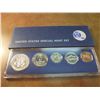 Image 2 : 1967 US SPECIAL MINT SET WITH BOX 40% SILVER JOHN F. KENNEDY HALF DOLLAR