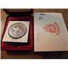 Image 2 : 1973 CANADA RCMP SILVER DOLLAR PF .3750 OZ. ASW ORIGINAL ROYAL CANADIAN MINT PACKAGING, COIN IS IN F