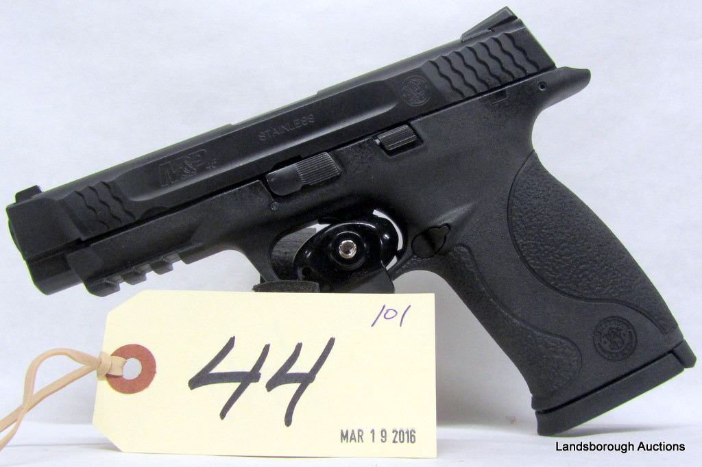 SMITH AND WESSON MP HANDGUN