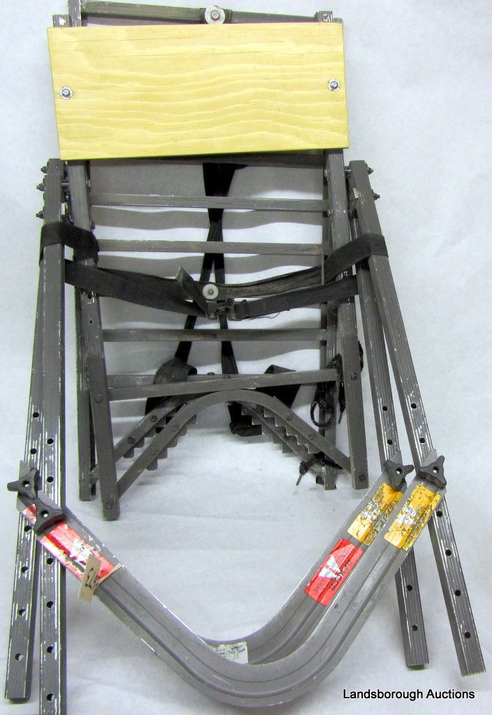 WARREN SWEAT CLIMBER TREE STAND - Landsborough Auctions