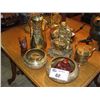 Image 1 : LOT OF BRASS BUDDHAS AND WOODEN BUDDHAS INCLUDING VASE, TEAPOT AND BOWLS