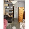 Image 1 : FLOOR LAMP