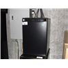 Image 1 : DANBY DESIGNER BAR FRIDGE
