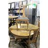 Image 2 : ANTIQUE OAK TABLE WITH 3 LEAFS AND 5 CHAIRS