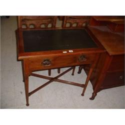 SMALL OAK SINGLE DRAWER HALL TABLE WITH LEATHER TOP Estimate: £50-100...